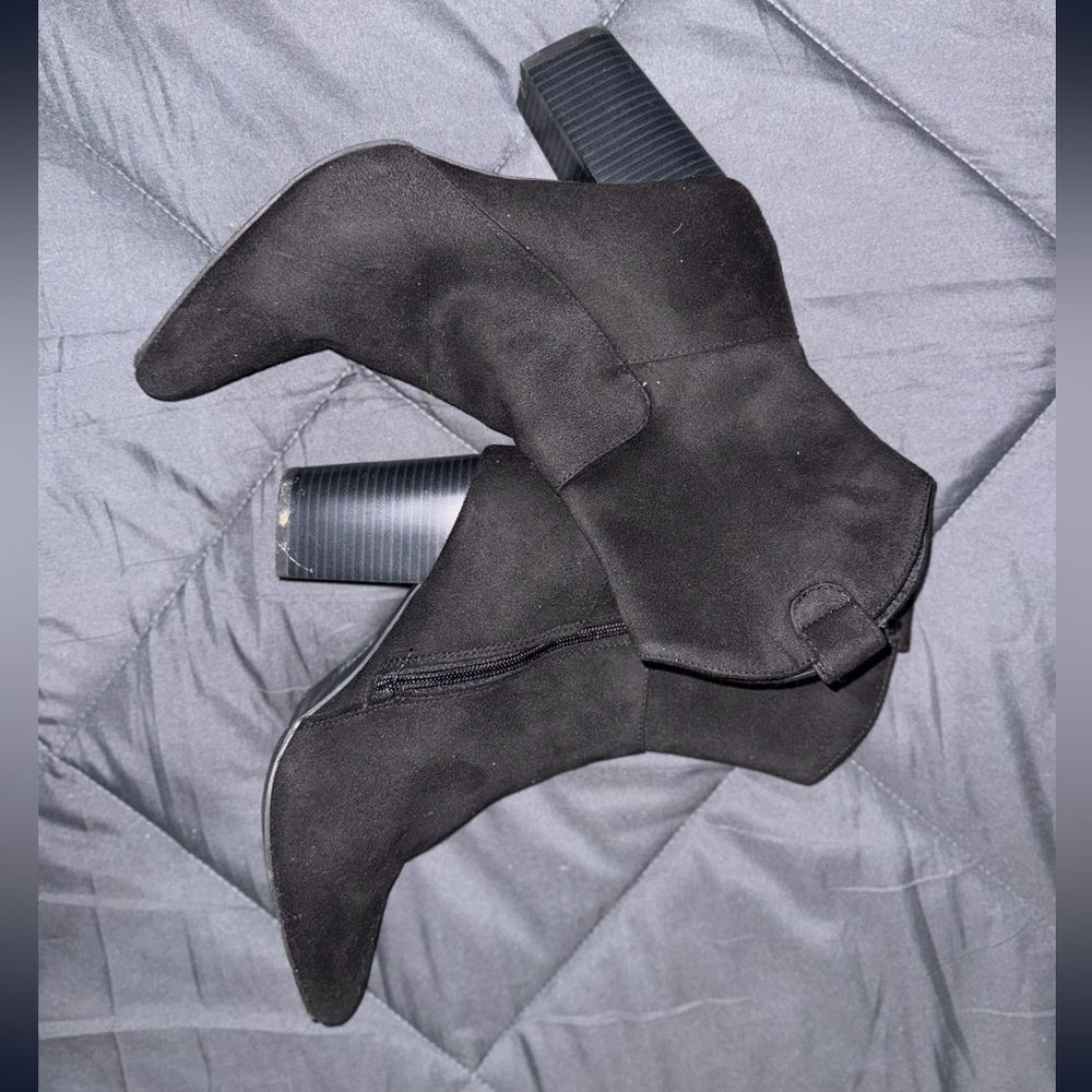 Forever 21 Black Textured Fabric